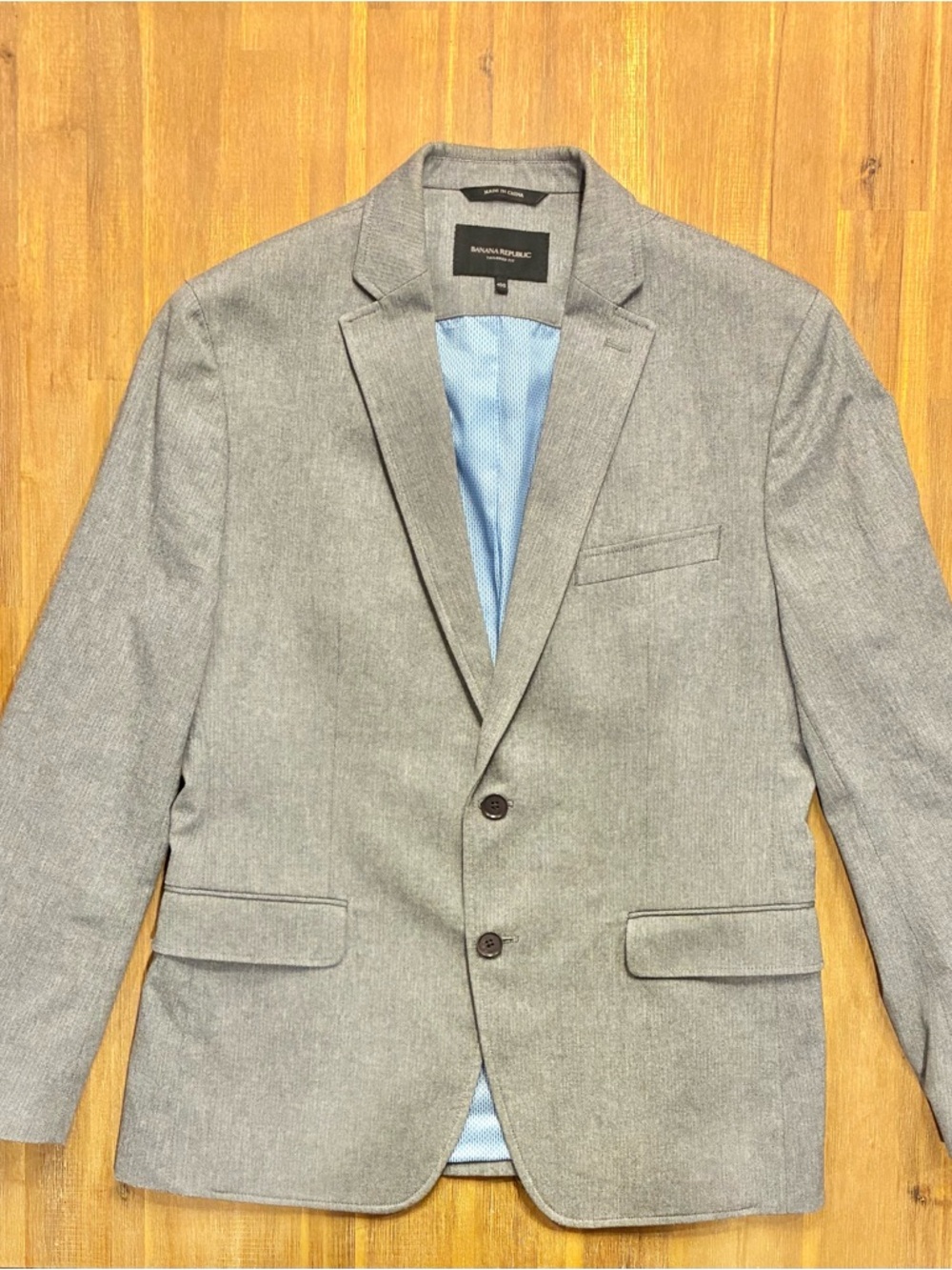 Banana Republic Tailored Fit Blazer 40S Gray Emmetex Italian Fabric Sport Coat